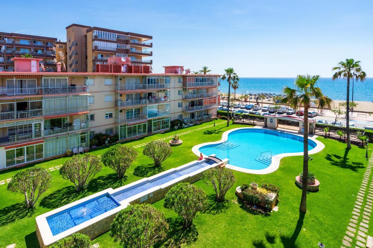 Beachfront Seaview Apartment In Los Boliches By Costarentals - Ref 141 Фуэнхирола Экстерьер фото