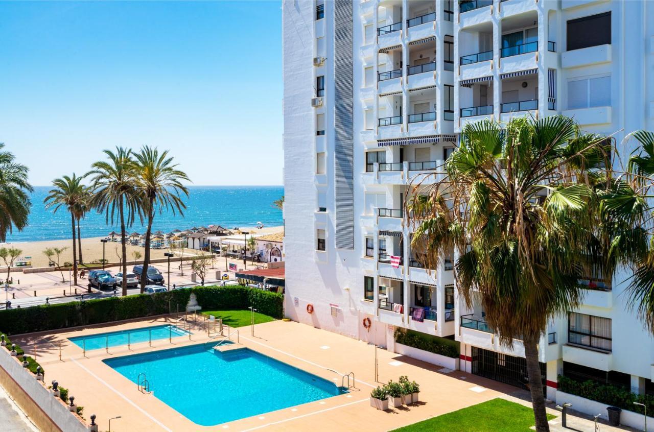 Beachfront Seaview Apartment In Los Boliches By Costarentals - Ref 141 Фуэнхирола Экстерьер фото